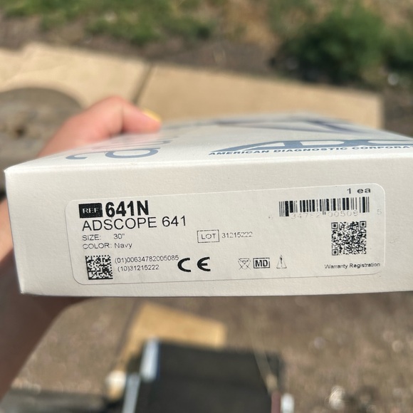 Stethoscope - Picture 2 of 7